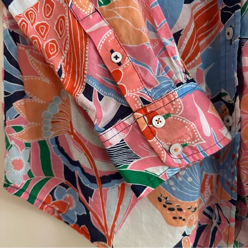 Talbots Cotton Light Weight  Button Down Shirt Size M Bright Floral Tropical - Picture 5 of 5